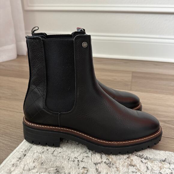 Barbour Evie Chelsea Boots in Black Leather sz 7 - Picture 3 of 9